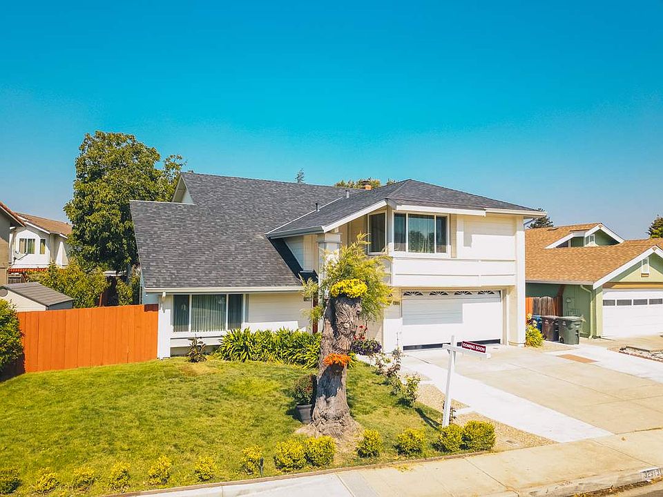 1st image of 32913 Regents Blvd