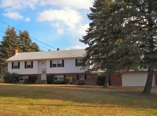 92 Hoagland Rd, Blairstown, NJ 07825