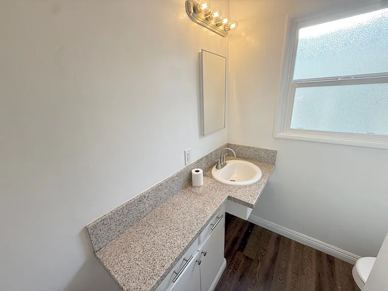 4123-4125 Ocean View Blvd — Photo 10