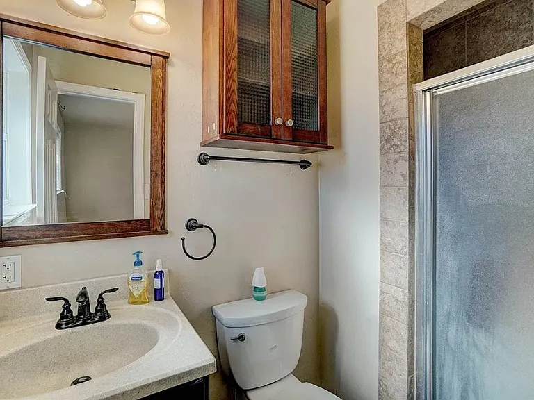 5716 NW Cedarwood Dr — Photo 11
