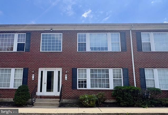 1st image of 9228 Blue Grass Rd APT 38