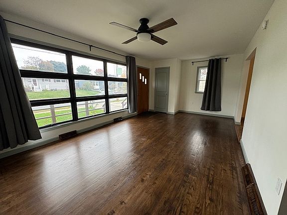 Living towards entry door