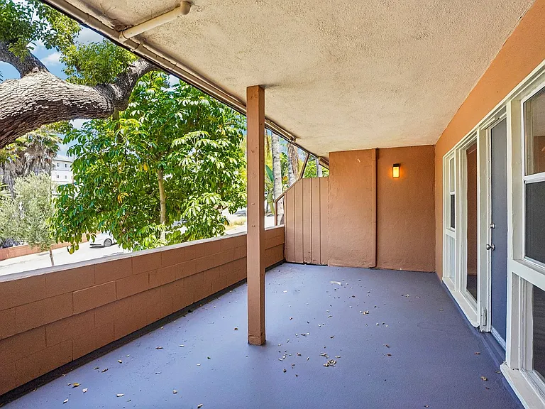 Terraces at South Pasadena Apartments — Photo 29
