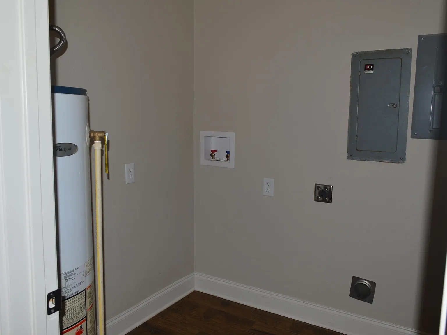 3 bed, 1139 sqft, $1,450 — Photo 4