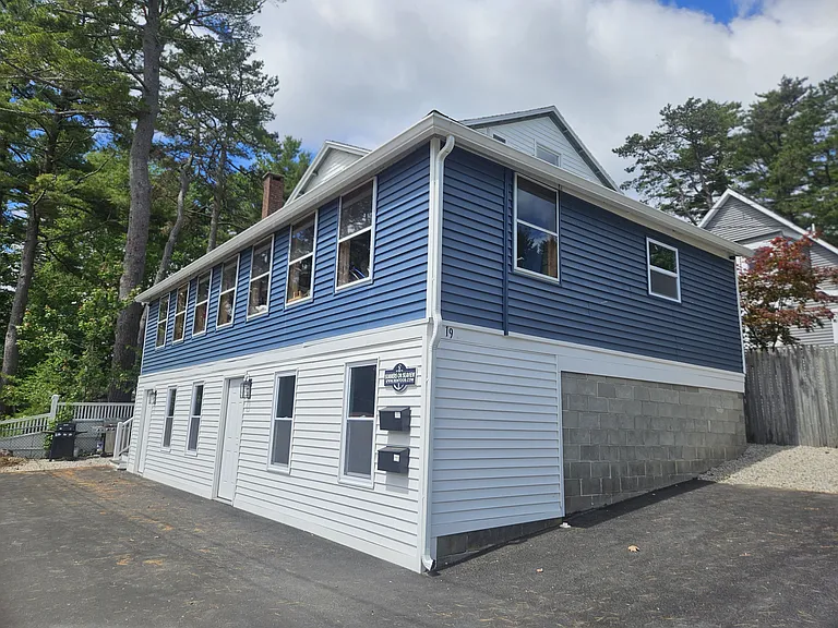 Seaview Ave — Photo 2