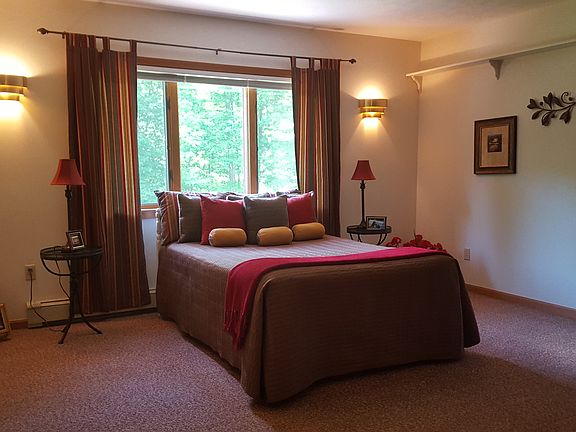 15.6 X 14.8 (231 Sq. Ft.)  