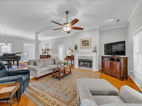 5th image of 5033 Monck Court