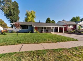 2736 Lanark Rd, Rapid City, SD 57702