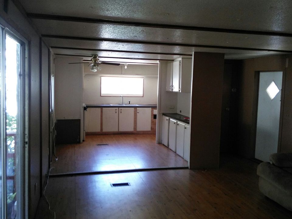 2nd image of 9920 Carl St