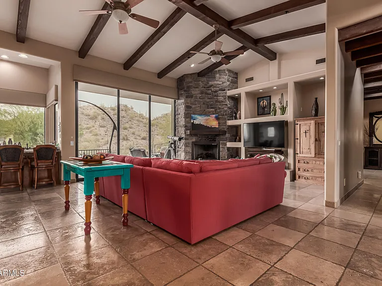 36138 N Summit Dr — Photo 11