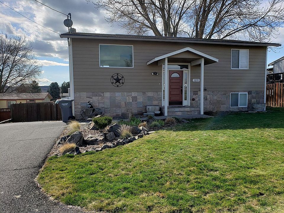 1st image of 1219 Schweiter Ln