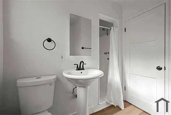 4320 Santa Rosalia Dr #A — Photo 20