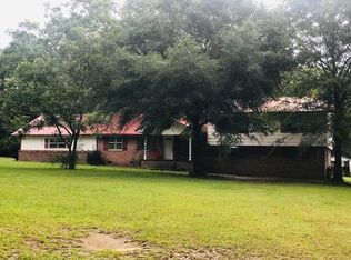 1947 Cotton Box Rd, Slocomb, AL 36375