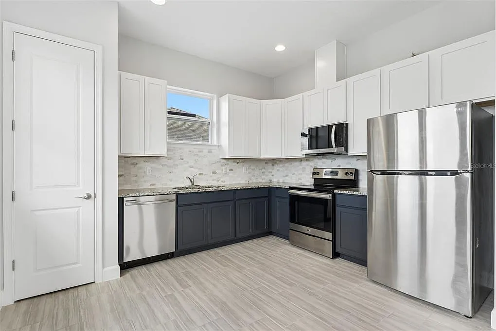 1 bed, 1.0 bath, 800 sqft, $1,900 — Photo 4