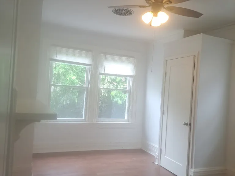 2140 N Van Pelt St #2 — Photo 3