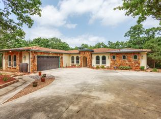 135 Aletha Ln, Sherman, TX 75092