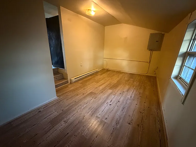 304 E Main St #2 — Photo 9