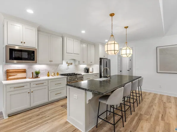 17592 Carillon Dr, Athens, AL 35611
