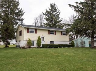 12 Chiltern Rd, Rochester, NY 14623