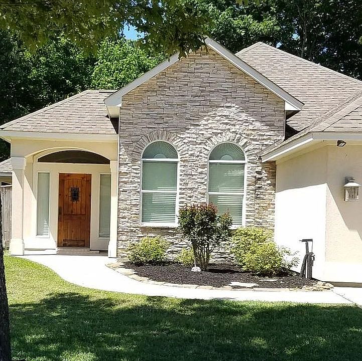 1st image of 13041 Victoria Regina Dr