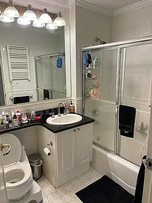 Rented by Realmart Realty LLC | media 13