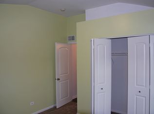 1120 Draper Rd UNIT 32-2, McHenry, IL 60050