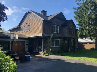 158 Lawton St, Somerset, MA 02725