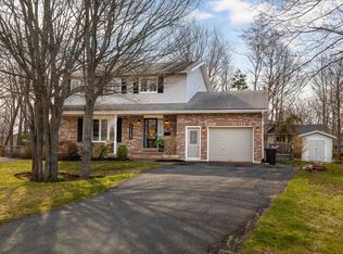 8 Macmillan Cres, Charlottetown, PE C1A 8G2