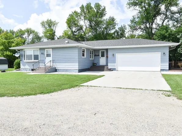 21654 340th Ave NW, Warren, MN 56762