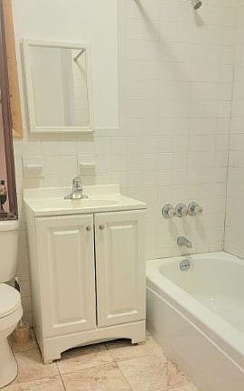 4th image of 3 Van Wagenen Ave #3