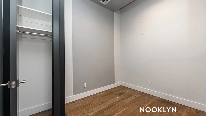 Rented by Nooklyn NYC LLC | media 8