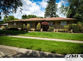11115 Hanover Dr, Warren, MI