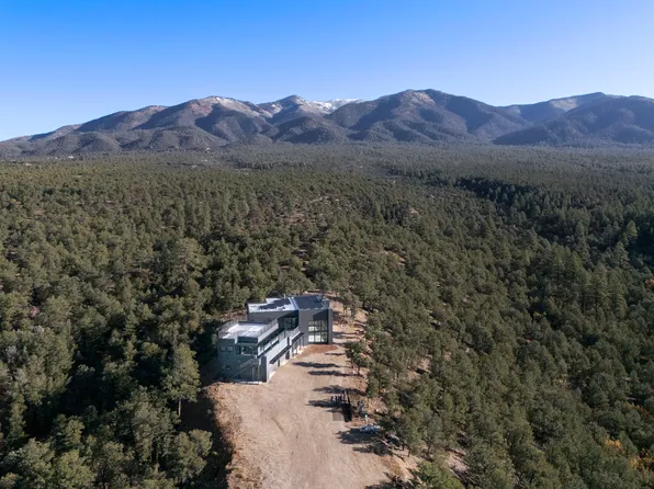 269 Duval Rd, El Prado, NM 87529