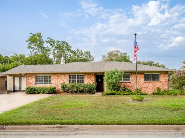 3807 Craig St, Bryan, TX 77802