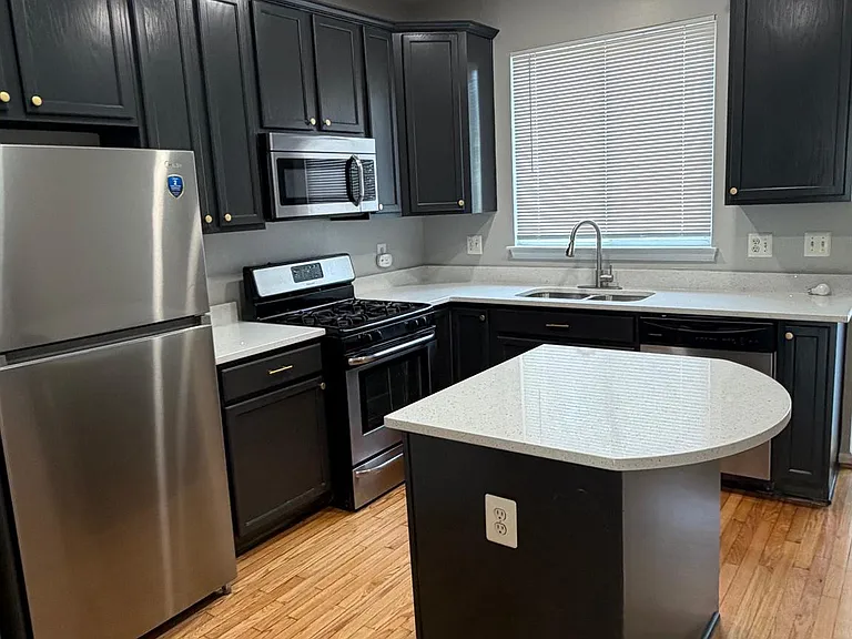 21779 Brondesbury Park Ter — Photo 13