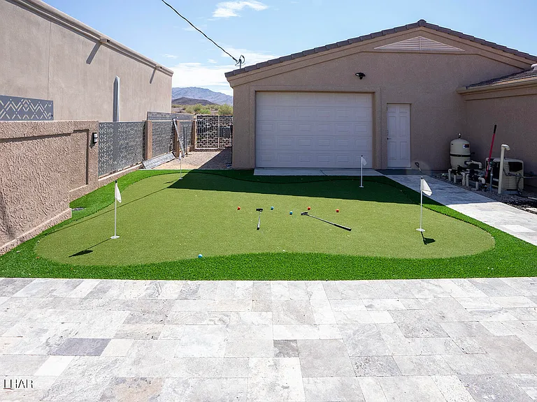 3761 Hiawatha Dr — Photo 46