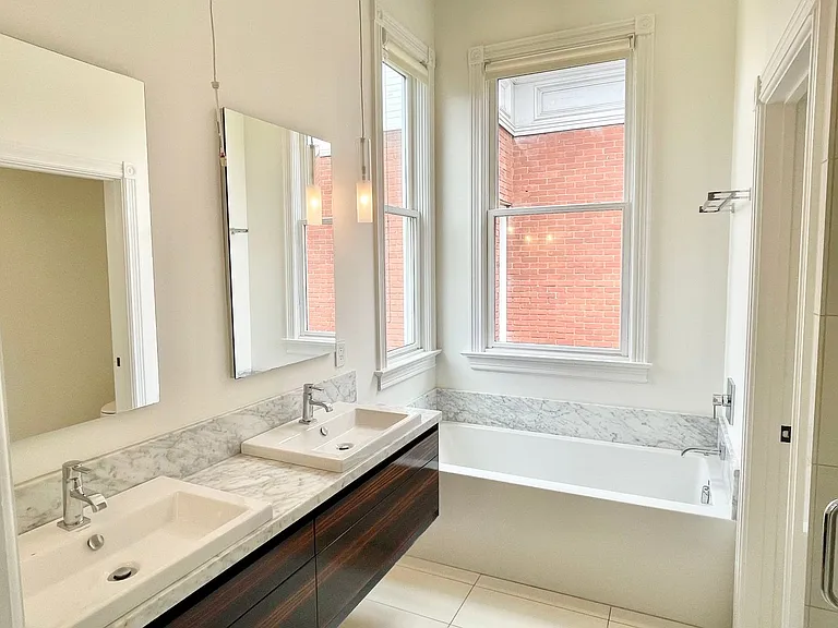 3346 Clay St — Photo 15