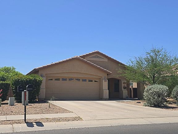 3rd image of 2435 W Golden Hills Rd