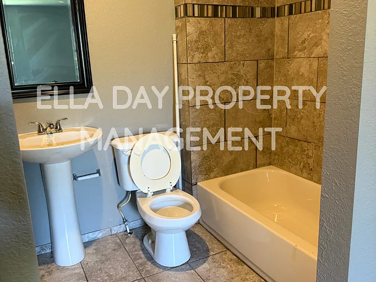 836 S Terrace Dr #1 — Photo 5