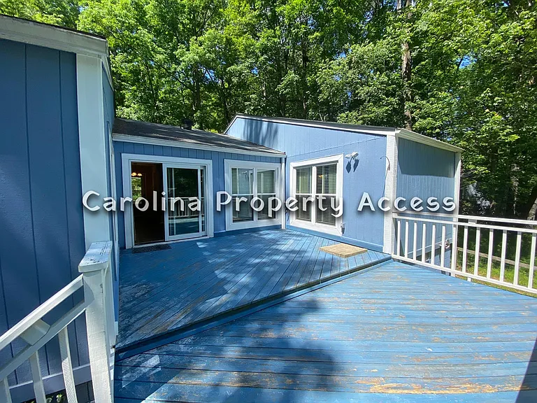102 Polks Pl — Photo 30