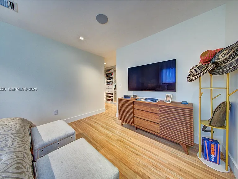 3508 Crystal View Ct — Photo 22