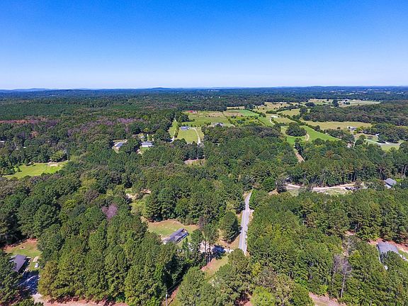 2nd image of June Kemp Rd