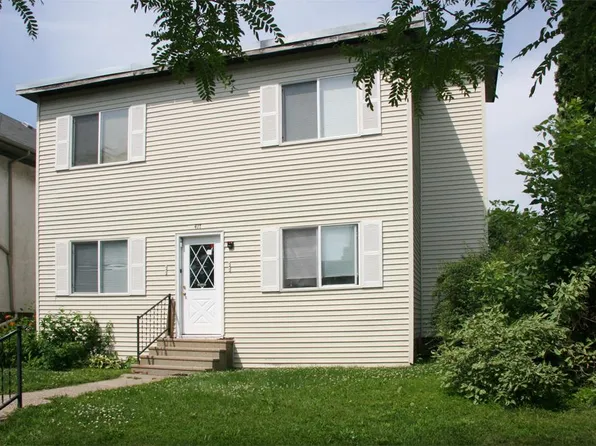 417 Roy St N, Saint Paul, MN 55104