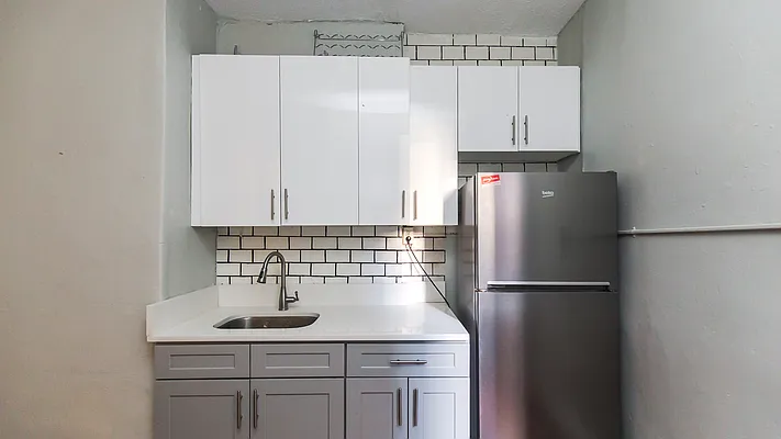 Rented by Nooklyn NYC LLC | media 11