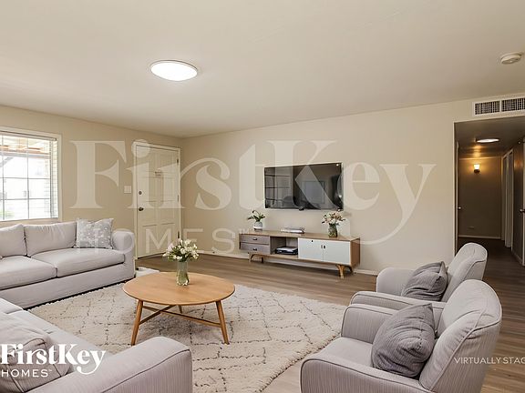 3rd image of 13249 N 14th Dr
