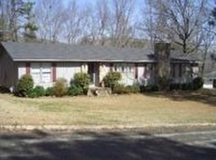 217 Montclair Cir, Oxford, AL 36203