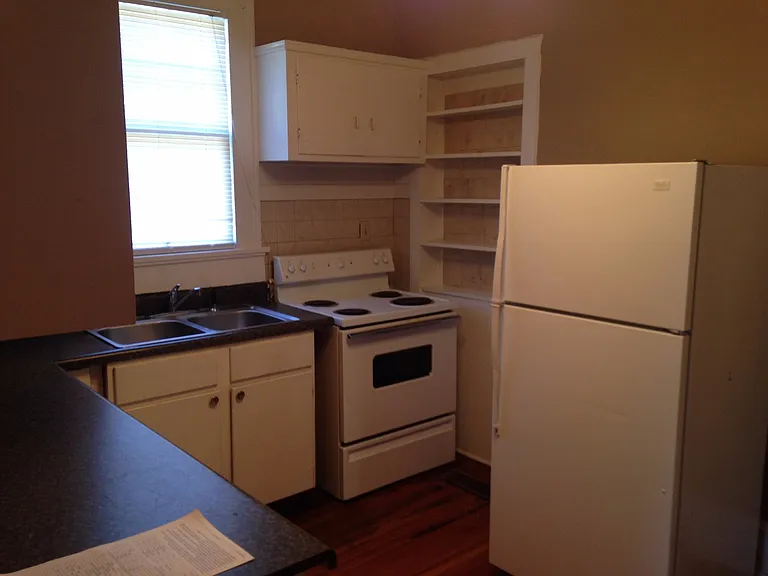 2960 Pierpont Ave — Photo 12