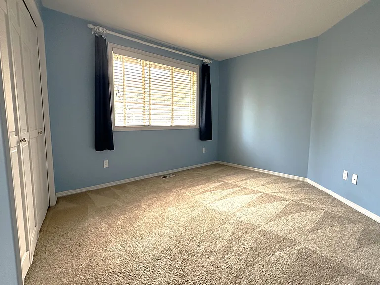 20307 NE 15th Pl — Photo 28