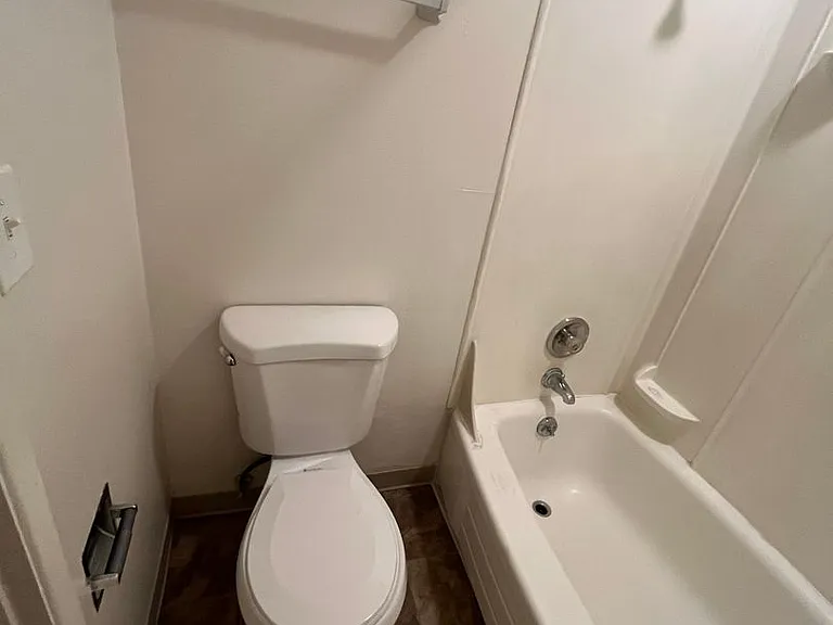 2507 E Mill Plain Blvd — Photo 17