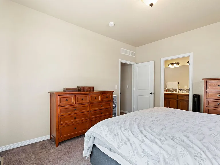 2938 Joseph Dr — Photo 18